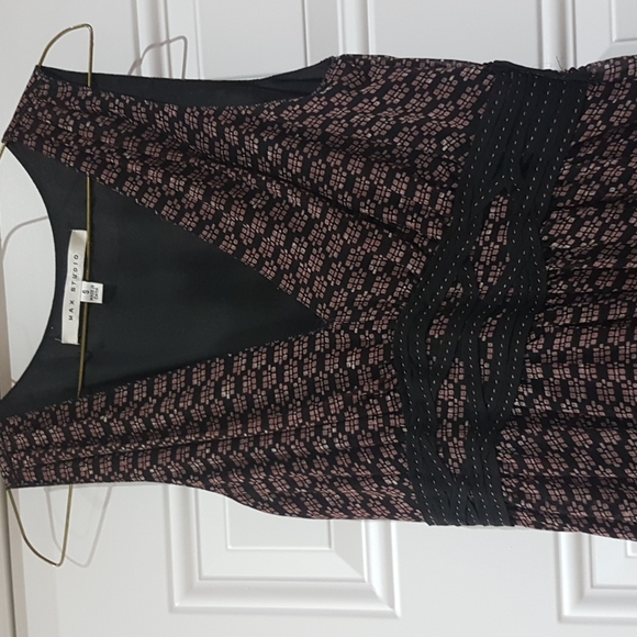 Max studio Dress - Picture 2 of 6